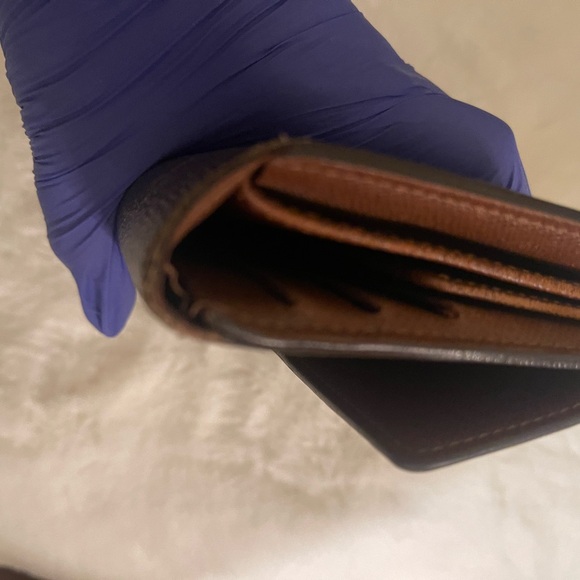 Authentic Louis Vuitton Monogram - Picture 8 of 16